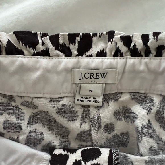 J Crew Black and White linen leopard shorts - Picture 2 of 3